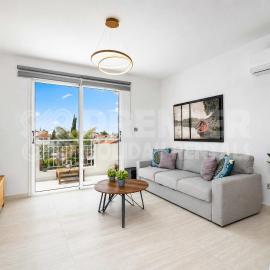Apartment El Breeze, hotel in Paralimni