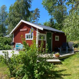 Rofylld oas nära Norrtälje - frukost erbjuds, hotel i Norrtälje
