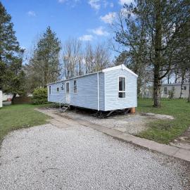 Homely Dog-Friendly Caravan At Bowland Fell In Yorkshire Ref 93015W