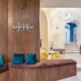 Mercure Napoli Centro Angioino, hotel sa Naples