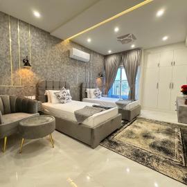 Hotel Naim Wakeel