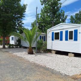 Vias Plage Camping Salisses, hotell i Vias