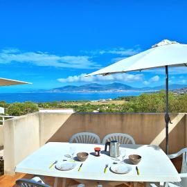 The Terrace of the Gulf of Ajaccio - Welkeys, hotel i Pietrosella