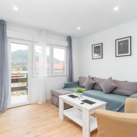 Apartamento La Salamandra, hotel en Arriondas
