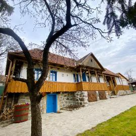 Siklódi Panoráma Vendégház، فندق في Şiclod