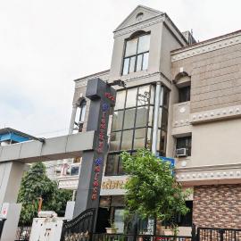 Hotel Pleasure Palace, Hotel in Indore
