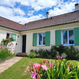 Maison Familiale - 7 personnes - Parking privé & Jardin - Disney 24 min