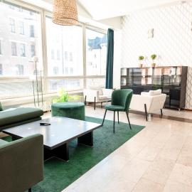 2ndhomes Luxury 220m2 apartment with spa & private gym