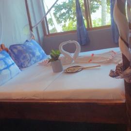Sea View Bungalows&villas，Utende的飯店