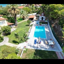 Posidi pool apartment