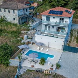 Viesnīca Casa Manecas by Hostiva pilsētā Reriz