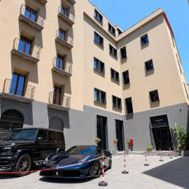 Hotel PALAZZO PEPE & JACUZZI，拿坡里的飯店