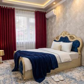 Приятная студия в новом центре сити, hotel in Navoi