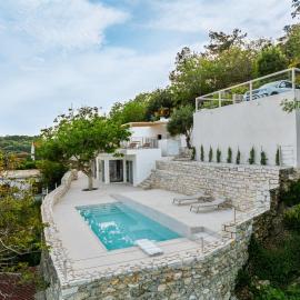 Nogal village retreat