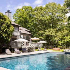 Meadowood Manor by Rove Travel - 6BR Outdoor Spaces, hotel sa Sag Harbor