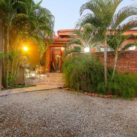 Kruger Afrique Lodge, hotel v destinaci Marloth Park
