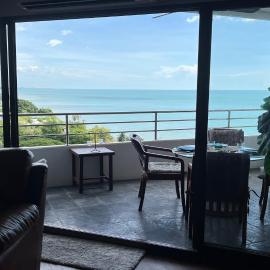 PALM PAVILION HUA HIN, APPARTEMENT 2 CHAMBRES avec TERRASSES SUR LA MER