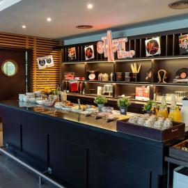 Ibis Barcelona Molins de Rei、モリンス・デ・レイのホテル