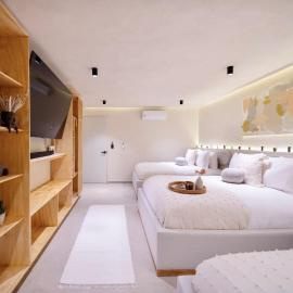 Great Location Design Studio Downtown with AC, Hotel in Oaxaca de Juárez