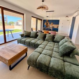Azure Beach Apartment