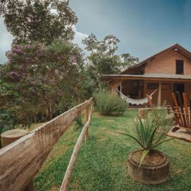 Sitio Dona Bela - Rio da Prata, מלון בג'וינוויל