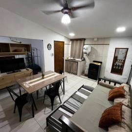Acogedor familiar y agradable monoambiente. C/est., hotel u gradu Santijago del Estero