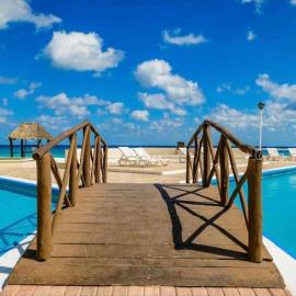 Brisas aparthotel en la playa