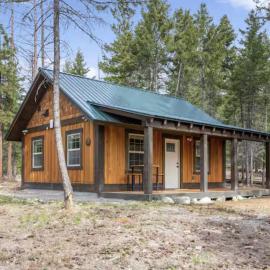 Whispering Pines Cabins, hotel v destinácii Lakeside