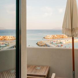 Panorama Rooms، فندق في أنافي