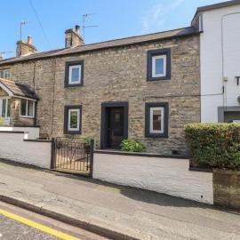 4 Oak Cottages