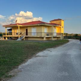 The Country House - Preveza, hôtel à Prévéza