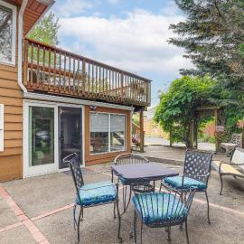 Unique Unit w/ Patio & Grill in Portland Area!