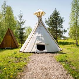 Viesnīca Briedžio sapnas - tipis vėjas pilsētā Sudervė