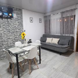 Casa Nubes, 2 minutes from the beach, hotel a La Cruz