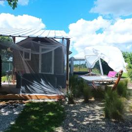 Tiny house tout inclus, Hotel in Fronton