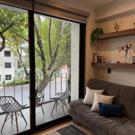 BC102 Roma Loft with Balcony, Fast WiFi & Terrace