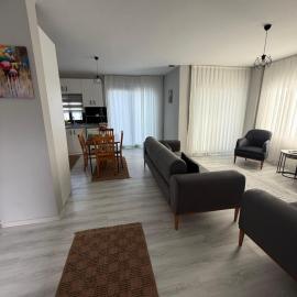 Duplex Villa with Private Pool in Akyaka Ataköy, hotel em Muğla