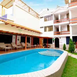 Hotel Baños del Inca, hotel em Los Baños del Inca