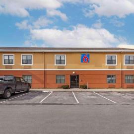Motel 6 Suites Rochester Greece, NY