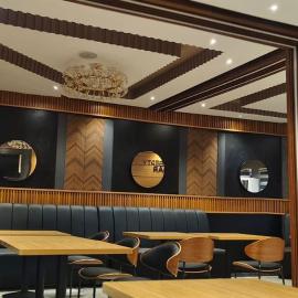 Rivona Hotel & Suites Ltd, hotell i Uyo