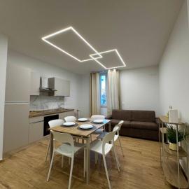FraDom House, hotel a Montesilvano
