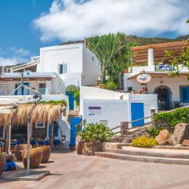 Eunymos Panarea, hotel a Panarea