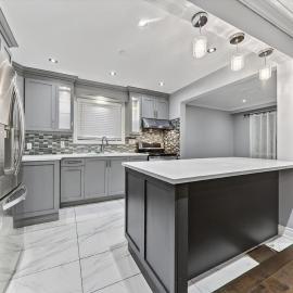 Renovated 3BR Bungalow, 30 min to FIFA and CN Tower, hotel u gradu Toronto