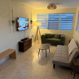 Casa Bali Tropical Escape, hotel in Vega Alta