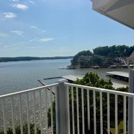 Spacious Lakeview Condo with 3 BR3 BA and Pool