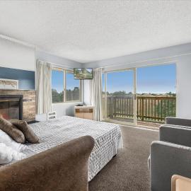 Ocean View Family Suite with Kitchen - Sleeps 8 - Pool and Hot Tub