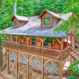 Forest Hideaway, hotel in Maggie Valley