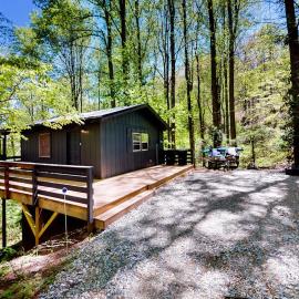 Nantahala Lake Hideout, hotel v destinaci Topton