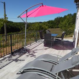 Gîtes de Pouzelande, hotel di Notre-Dame-de-Sanilhac