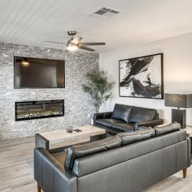 1 Mi to UNLV & Strip! Modern Vegas Condo